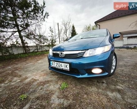 Синий Хонда Цивик, объемом двигателя 1.8 л и пробегом 111 тыс. км за 10000 $, фото 1 на Automoto.ua