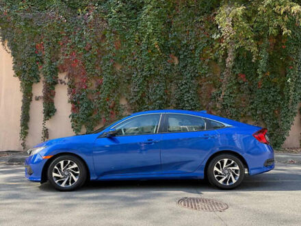 Синий Хонда Цивик, объемом двигателя 2 л и пробегом 86 тыс. км за 13000 $, фото 1 на Automoto.ua