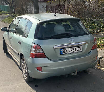 Зеленый Хонда Цивик, объемом двигателя 1.4 л и пробегом 180 тыс. км за 4100 $, фото 5 на Automoto.ua