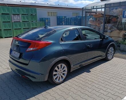 Зеленый Хонда Цивик, объемом двигателя 1.8 л и пробегом 305 тыс. км за 8400 $, фото 1 на Automoto.ua