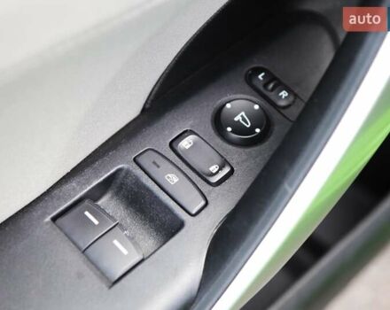 Зеленый Хонда Цивик, объемом двигателя 1.5 л и пробегом 129 тыс. км за 13600 $, фото 22 на Automoto.ua