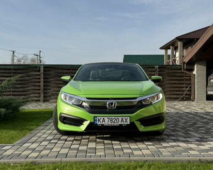 Зеленый Хонда Цивик, объемом двигателя 2 л и пробегом 106 тыс. км за 15900 $, фото 2 на Automoto.ua