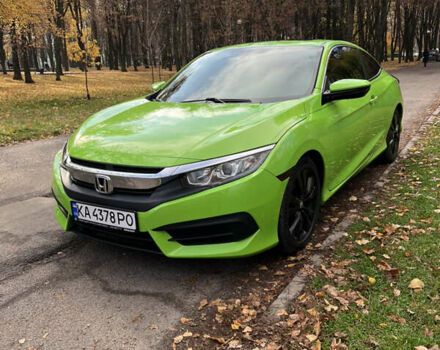 Зеленый Хонда Цивик, объемом двигателя 2 л и пробегом 128 тыс. км за 12000 $, фото 5 на Automoto.ua