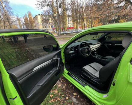 Зеленый Хонда Цивик, объемом двигателя 2 л и пробегом 128 тыс. км за 12000 $, фото 7 на Automoto.ua