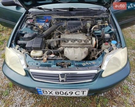 Зеленый Хонда Цивик, объемом двигателя 1.4 л и пробегом 478 тыс. км за 2350 $, фото 14 на Automoto.ua