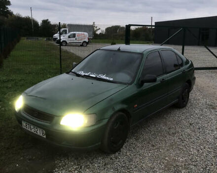 Зеленый Хонда Цивик, объемом двигателя 1.5 л и пробегом 400 тыс. км за 1850 $, фото 1 на Automoto.ua