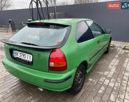 Зеленый Хонда Цивик, объемом двигателя 1.4 л и пробегом 470 тыс. км за 1300 $, фото 1 на Automoto.ua