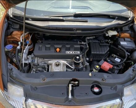 Оранжевый Хонда Цивик, объемом двигателя 1.8 л и пробегом 75 тыс. км за 8300 $, фото 2 на Automoto.ua