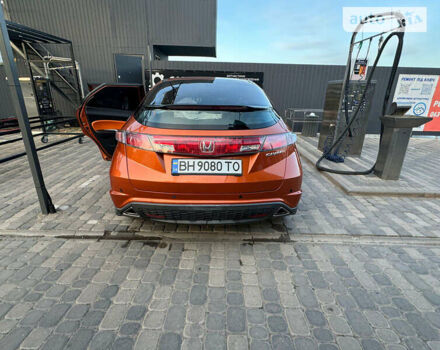Оранжевый Хонда Цивик, объемом двигателя 1.8 л и пробегом 180 тыс. км за 7400 $, фото 2 на Automoto.ua