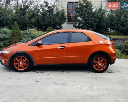 Помаранчевий Хонда Сівік, об'ємом двигуна 1.8 л та пробігом 225 тис. км за 5499 $, фото 3 на Automoto.ua