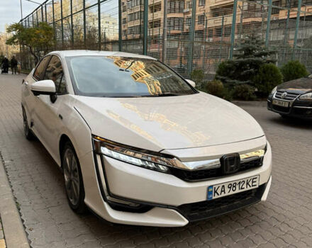 Белый Хонда Клерити, объемом двигателя 1.5 л и пробегом 92 тыс. км за 18200 $, фото 5 на Automoto.ua