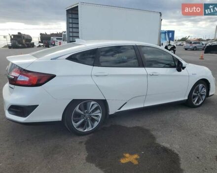 Белый Хонда Клерити, объемом двигателя 0 л и пробегом 136 тыс. км за 3000 $, фото 2 на Automoto.ua