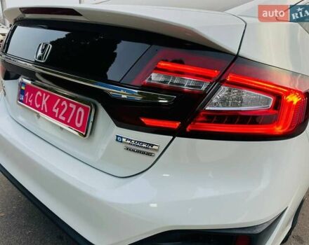 Белый Хонда Клерити, объемом двигателя 0 л и пробегом 204 тыс. км за 16200 $, фото 7 на Automoto.ua