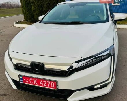 Белый Хонда Клерити, объемом двигателя 0 л и пробегом 204 тыс. км за 16200 $, фото 4 на Automoto.ua