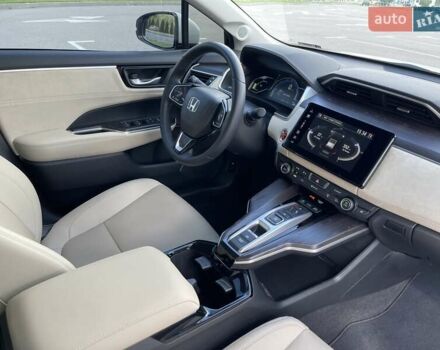 Белый Хонда Клерити, объемом двигателя 1.5 л и пробегом 19 тыс. км за 22500 $, фото 21 на Automoto.ua