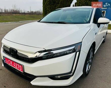 Белый Хонда Клерити, объемом двигателя 0 л и пробегом 204 тыс. км за 16200 $, фото 1 на Automoto.ua