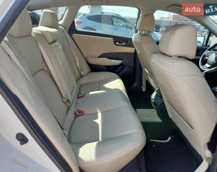 Белый Хонда Клерити, объемом двигателя 0 л и пробегом 38 тыс. км за 3000 $, фото 9 на Automoto.ua