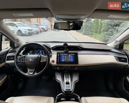 Белый Хонда Клерити, объемом двигателя 1.5 л и пробегом 92 тыс. км за 18200 $, фото 20 на Automoto.ua