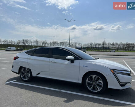 Белый Хонда Клерити, объемом двигателя 1.5 л и пробегом 122 тыс. км за 19500 $, фото 11 на Automoto.ua