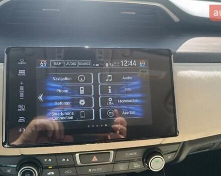 Білий Хонда Клериті, об'ємом двигуна 1.5 л та пробігом 110 тис. км за 20000 $, фото 29 на Automoto.ua