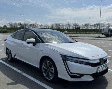 Белый Хонда Клерити, объемом двигателя 1.5 л и пробегом 122 тыс. км за 19500 $, фото 5 на Automoto.ua