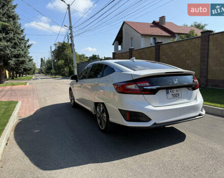 Белый Хонда Клерити, объемом двигателя 1.5 л и пробегом 77 тыс. км за 17499 $, фото 6 на Automoto.ua