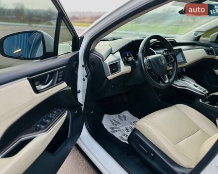 Белый Хонда Клерити, объемом двигателя 0 л и пробегом 204 тыс. км за 16200 $, фото 14 на Automoto.ua