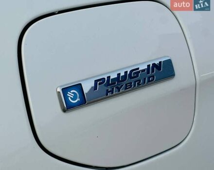 Белый Хонда Клерити, объемом двигателя 0 л и пробегом 204 тыс. км за 16200 $, фото 12 на Automoto.ua