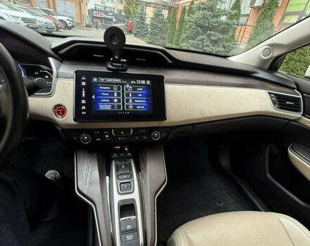 Белый Хонда Клерити, объемом двигателя 1.5 л и пробегом 92 тыс. км за 18200 $, фото 25 на Automoto.ua