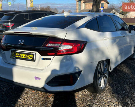 Білий Хонда Клериті, об'ємом двигуна 1.5 л та пробігом 81 тис. км за 20500 $, фото 6 на Automoto.ua