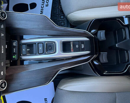 Білий Хонда Клериті, об'ємом двигуна 1.5 л та пробігом 81 тис. км за 20500 $, фото 12 на Automoto.ua