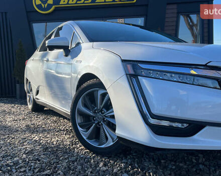 Білий Хонда Клериті, об'ємом двигуна 1.5 л та пробігом 81 тис. км за 20500 $, фото 19 на Automoto.ua