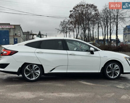 Белый Хонда Клерити, объемом двигателя 1.5 л и пробегом 47 тыс. км за 19600 $, фото 7 на Automoto.ua