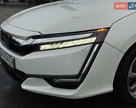 Белый Хонда Клерити, объемом двигателя 1.5 л и пробегом 47 тыс. км за 19600 $, фото 8 на Automoto.ua