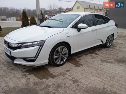 Хонда Клерити 2017 в Теребовле на Automoto.ua Белый Хонда Клерити, объемом двигателя 1.5 л и пробегом 59 тыс. км за 18600 $, фото 1 на Automoto.ua