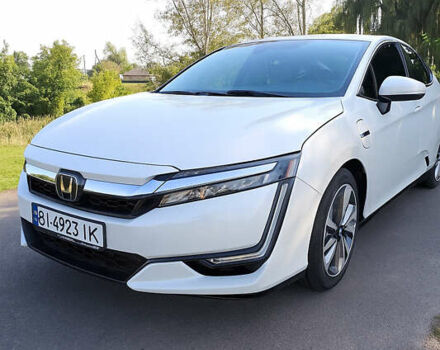 Білий Хонда Клериті, об'ємом двигуна 1.5 л та пробігом 85 тис. км за 17500 $, фото 1 на Automoto.ua