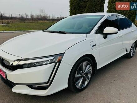 Белый Хонда Клерити, объемом двигателя 0 л и пробегом 204 тыс. км за 16200 $, фото 1 на Automoto.ua