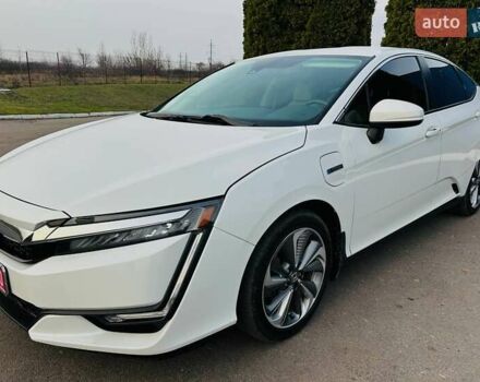 Белый Хонда Клерити, объемом двигателя 0 л и пробегом 204 тыс. км за 16200 $, фото 1 на Automoto.ua