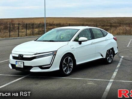 Хонда Клериті 2020 у Рівному на Automoto.ua Білий Хонда Клериті, об'ємом двигуна 1.5 л та пробігом 51 тис. км за 25999 $, фото 1 на Automoto.ua