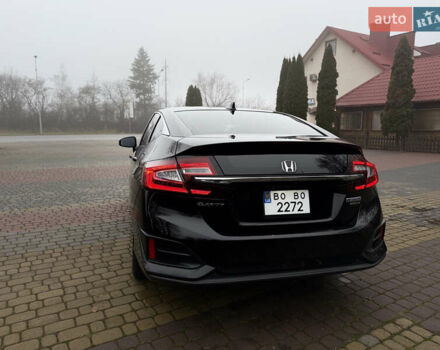Черный Хонда Клерити, объемом двигателя 1.5 л и пробегом 138 тыс. км за 17800 $, фото 16 на Automoto.ua
