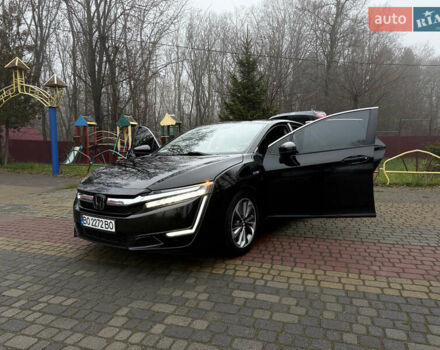 Черный Хонда Клерити, объемом двигателя 1.5 л и пробегом 138 тыс. км за 17800 $, фото 17 на Automoto.ua