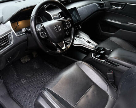 Черный Хонда Клерити, объемом двигателя 1.5 л и пробегом 138 тыс. км за 17800 $, фото 30 на Automoto.ua