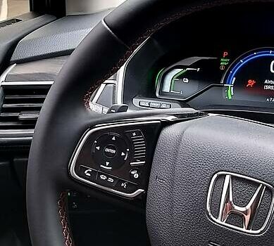 Черный Хонда Клерити, объемом двигателя 1.5 л и пробегом 55 тыс. км за 23500 $, фото 5 на Automoto.ua