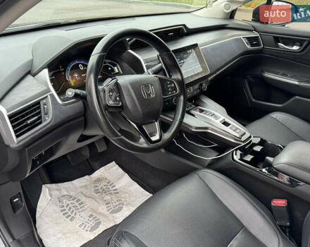Черный Хонда Клерити, объемом двигателя 1.5 л и пробегом 163 тыс. км за 18900 $, фото 48 на Automoto.ua