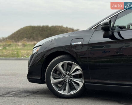 Чорний Хонда Клериті, об'ємом двигуна 1.5 л та пробігом 163 тис. км за 18777 $, фото 19 на Automoto.ua