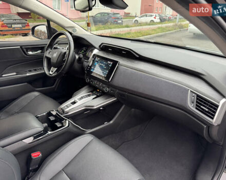 Чорний Хонда Клериті, об'ємом двигуна 1.5 л та пробігом 163 тис. км за 18777 $, фото 78 на Automoto.ua