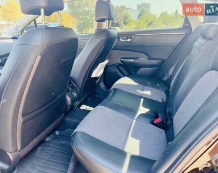 Черный Хонда Клерити, объемом двигателя 1.5 л и пробегом 144 тыс. км за 18500 $, фото 5 на Automoto.ua