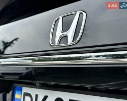 Чорний Хонда Клериті, об'ємом двигуна 1.5 л та пробігом 120 тис. км за 19299 $, фото 6 на Automoto.ua