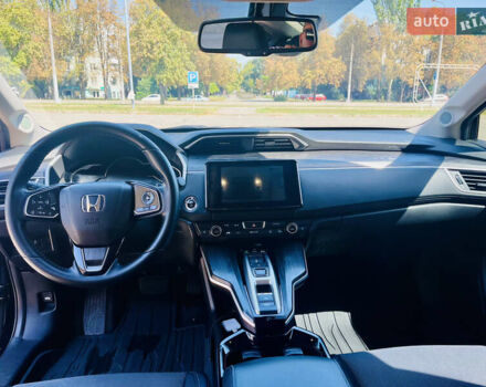 Черный Хонда Клерити, объемом двигателя 1.5 л и пробегом 144 тыс. км за 18500 $, фото 2 на Automoto.ua