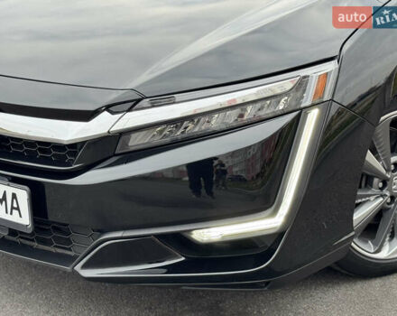 Чорний Хонда Клериті, об'ємом двигуна 1.5 л та пробігом 163 тис. км за 18777 $, фото 3 на Automoto.ua